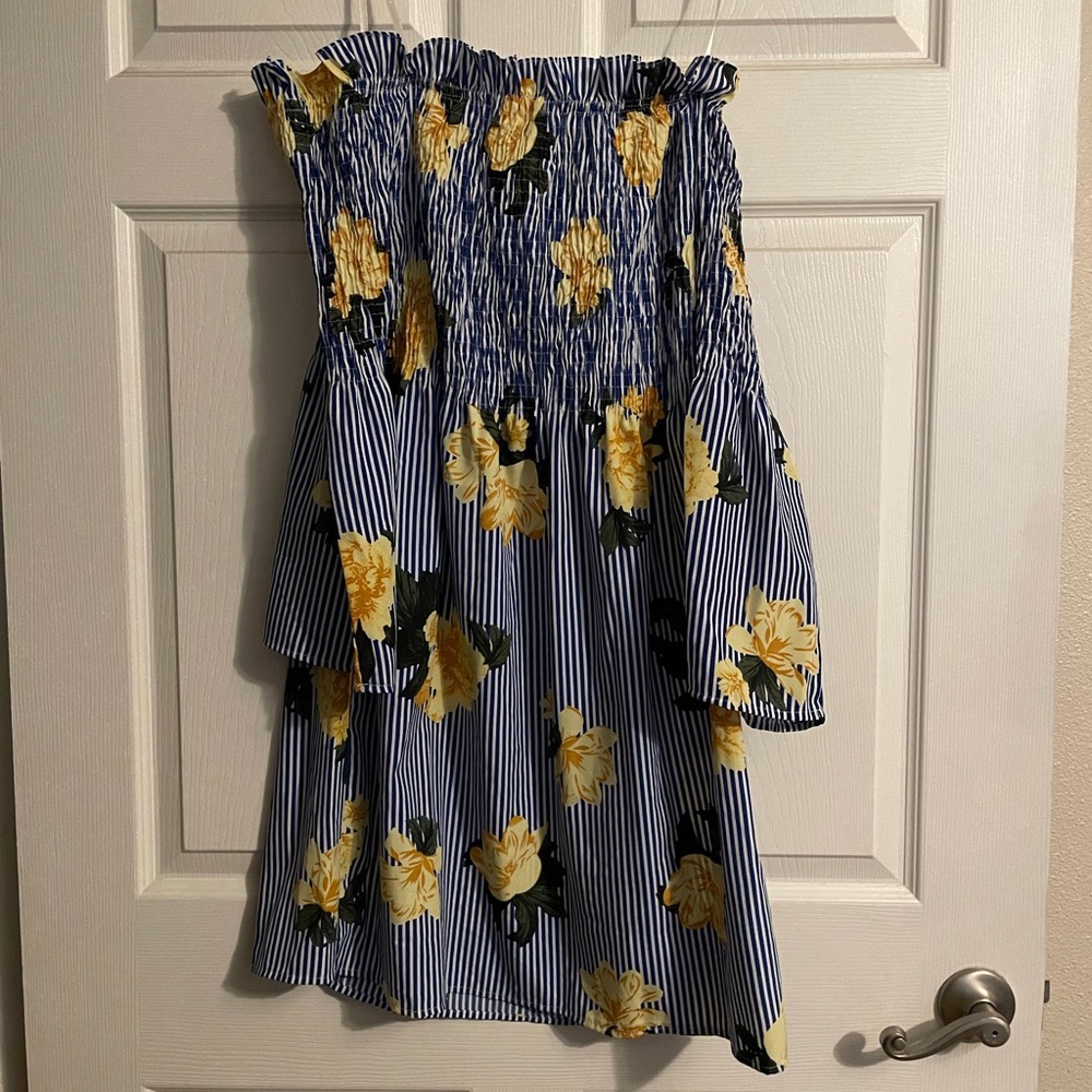 Women’s Off The Shoulder Floral Dress Size Xl